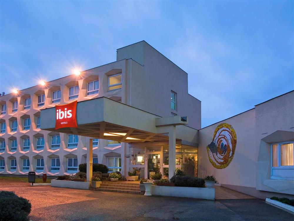 ホテル Ibis Saint Dizier エクステリア 写真