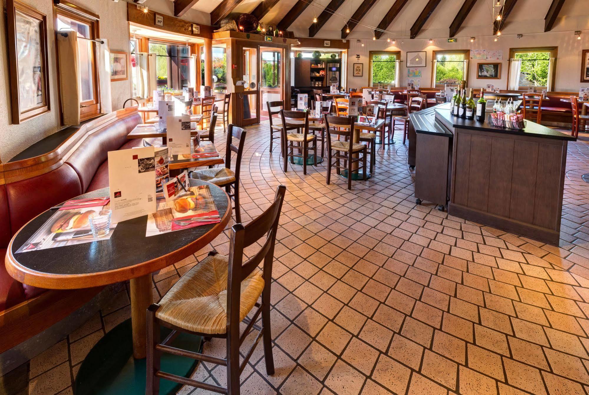 ホテル Ibis Saint Dizier エクステリア 写真