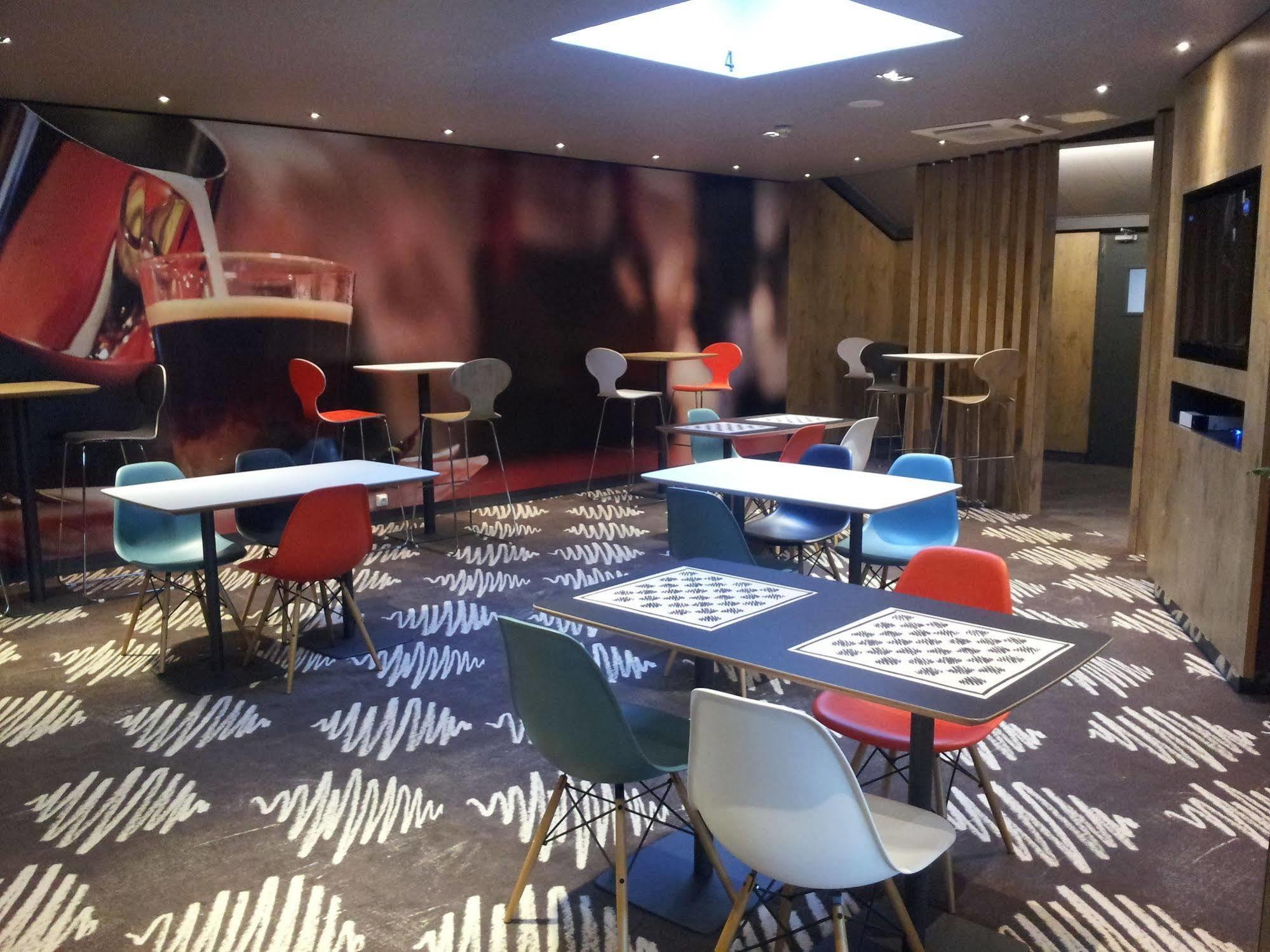 ホテル Ibis Saint Dizier エクステリア 写真