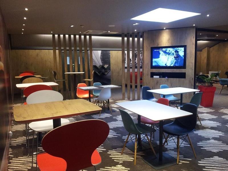 ホテル Ibis Saint Dizier エクステリア 写真